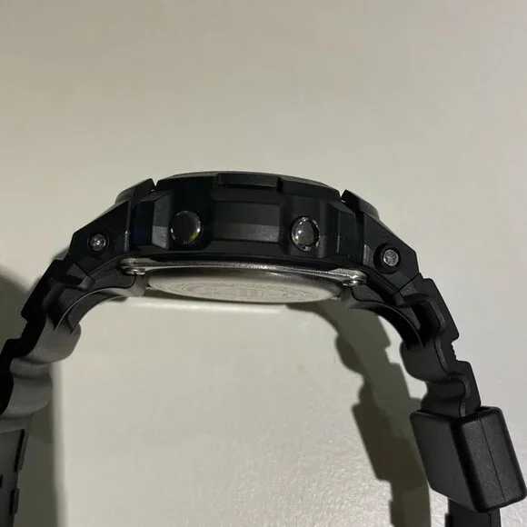 Casio G-Shock AWG-M100SB radio wave solar - Picture 6 of 11